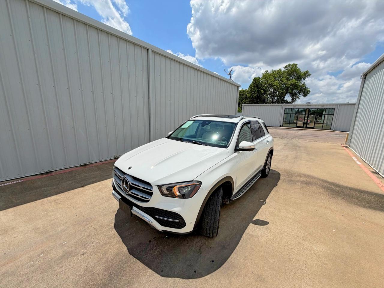 2020 Mercedes-Benz GLE-Class VIN 4JGFB4KE9LA071521 COPART salvage auction — Minor Dent/Scratches, TX - CERTIFICATE OF TITLE (P), sold $22,900 on 2026-07-03 (photo 2)