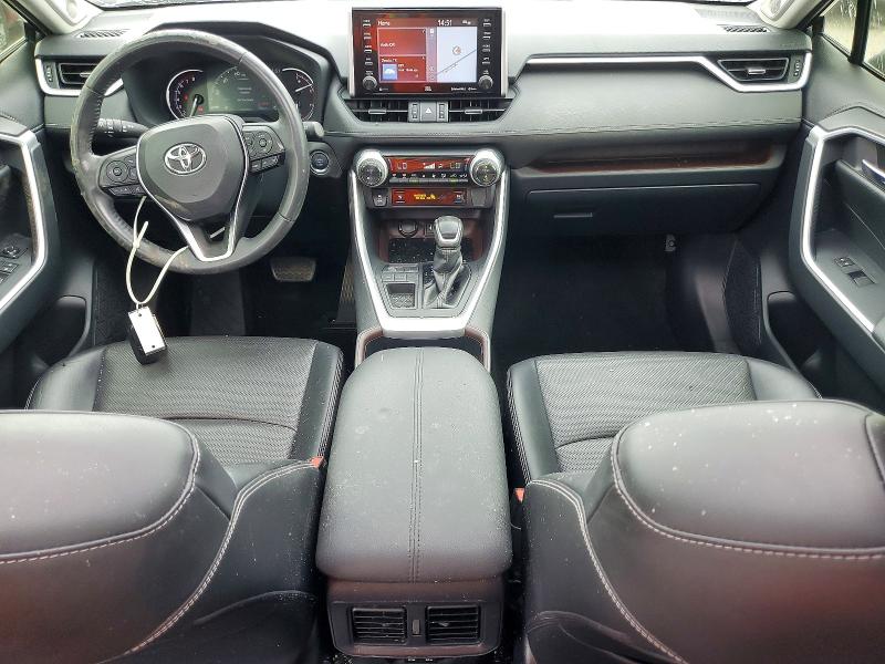 2019 Toyota Rav 4 VIN JTMY1RFV1KD515852 COPART salvage auction — WATER/FLOOD, Tx - Salvage Title-Flood Damage, sold $300 on 2026-07-30 (photo 8)