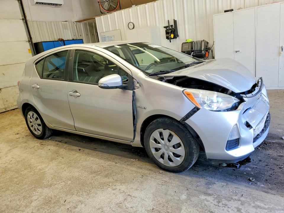2012 Toyota Prius VIN JTDKDTB31C1519868 COPART salvage auction — FRONT END, Me - Cert Of Title-Salvage Collisio, sold $900 on 2026-07-02 (photo 4)