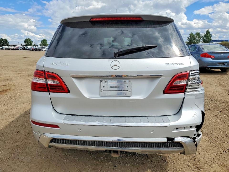 2015 Mercedes-benz M-klasse VIN 4JGDA2EB9FA527795 COPART salvage auction — REAR END, AB - BOS - SALVAGE, sold $9,300 on 2026-07-07 (photo 6)