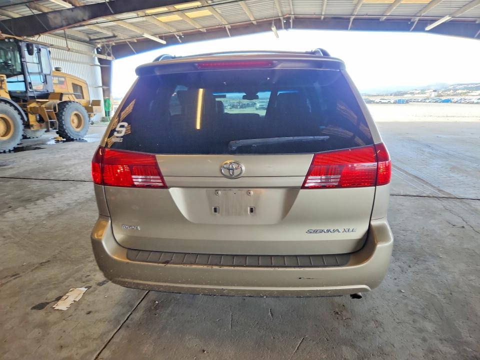 2004 Toyota Sienna VIN 5TDZA22C94S147668 COPART salvage auction — MINOR DENT/SCRATCHES, Ca - Dis/Dlr/Exp Only Clean Title, sold $700 on 2026-07-02 (photo 6)