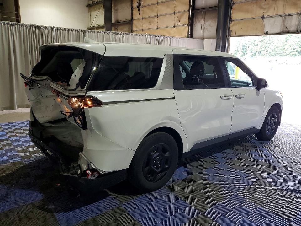 2025 Kia Carnival VIN KNDNB5K39S6533825 COPART salvage auction — REAR END, FL - CERT OF TITLE SLVG REBUILDABLE, sold $175 on 2026-08-03 (photo 3)