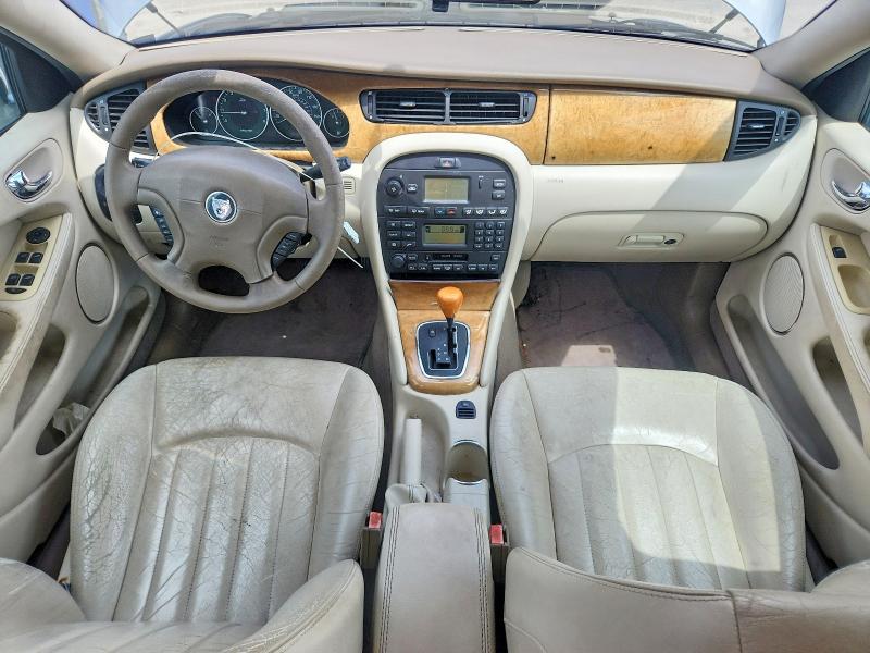 2002 Jaguar X type VIN SAJEA51D72XC28562 COPART salvage auction — FRONT END, Tx - Salvage Vehicle Title, sold $425 on 2026-07-02 (photo 8)