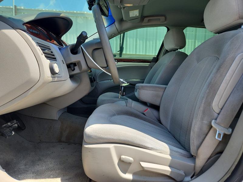 2007 Buick Lucerne VIN 1G4HP57237U222033 COPART salvage auction — NORMAL WEAR, TX - CERTIFICATE OF TITLE, sold $450 on 2026-07-02 (photo 7)