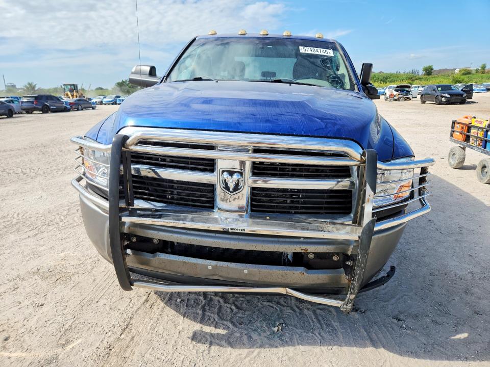 2011 Dodge Ram 3500 VIN 3D73Y4CL0BG512557 COPART salvage auction — SIDE, On - Permit No Brand - Unfit, sold $775 on 2026-08-11 (photo 5)