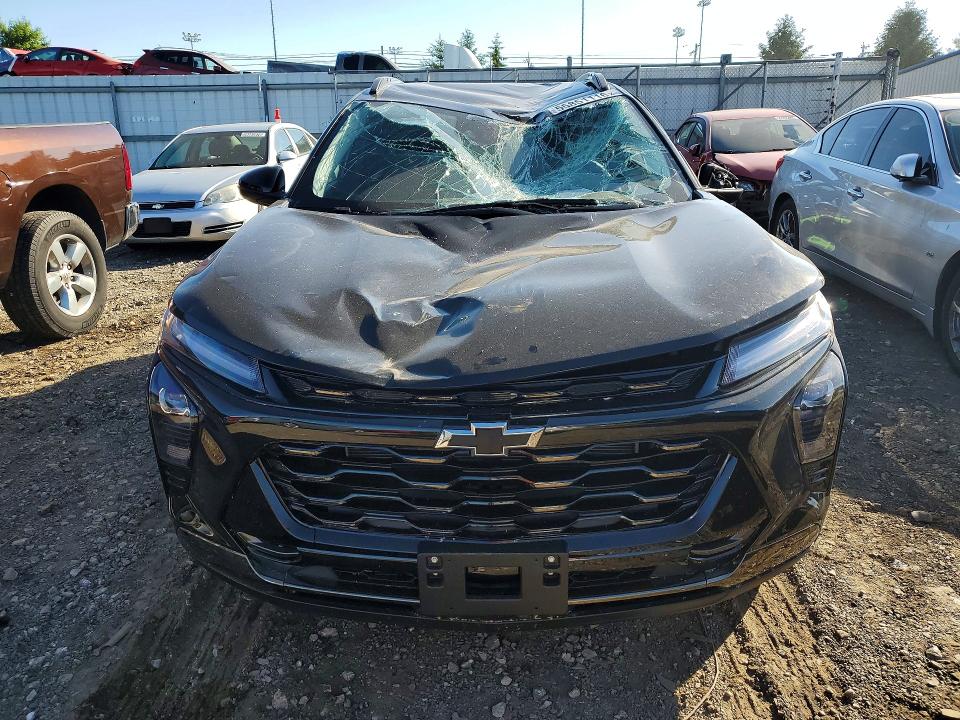 2026 Chevrolet Trax VIN KL77LKEP2TC086810 COPART salvage auction — ROOF, Salvage Title, sold $6,600 on 2026-07-27 (photo 5)