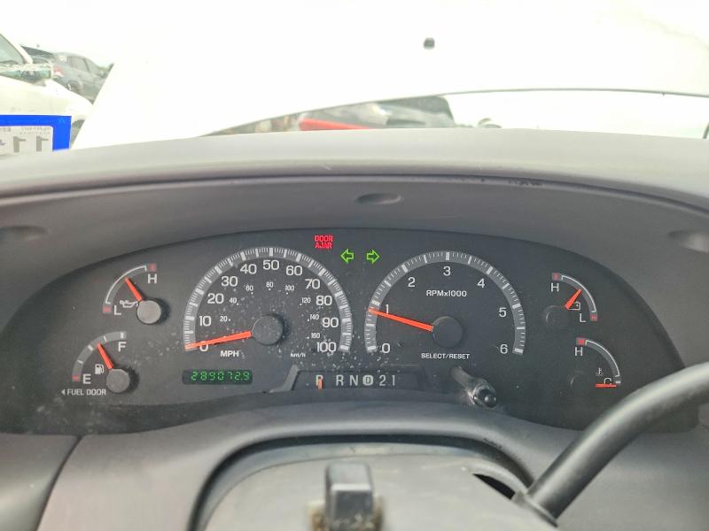 2001 Ford F-150 lightning VIN 1FTRX17W61KC65708 COPART salvage auction — UNDERCARRIAGE, Tx - Salvage Vehicle Title, sold $975 on 2026-07-02 (photo 9)