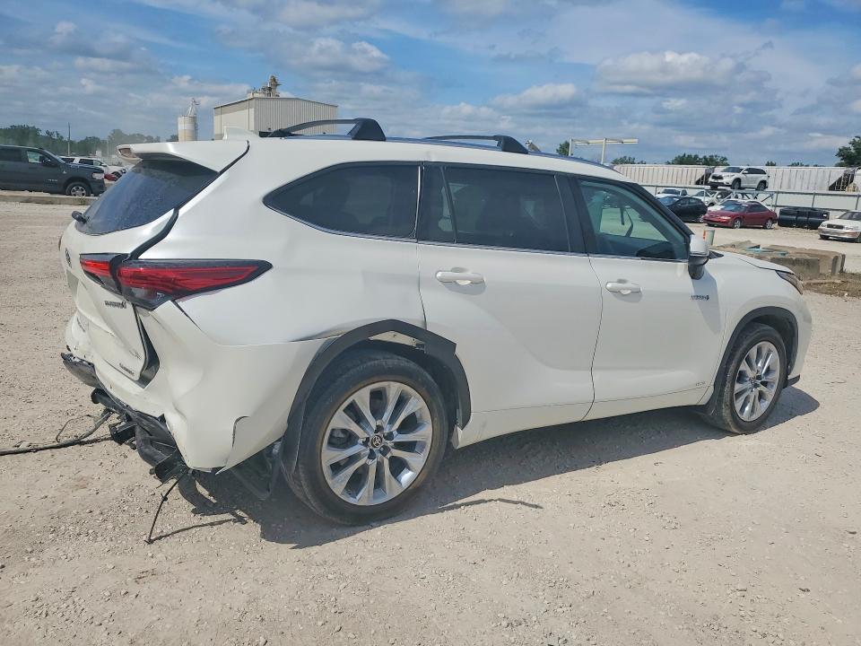 2021 Toyota Highlander VIN 5TDXBRCH0MS524041 COPART salvage auction — REAR END, Ks - Cert Of Title-Salvage, sold $100 on 2026-07-21 (photo 3)