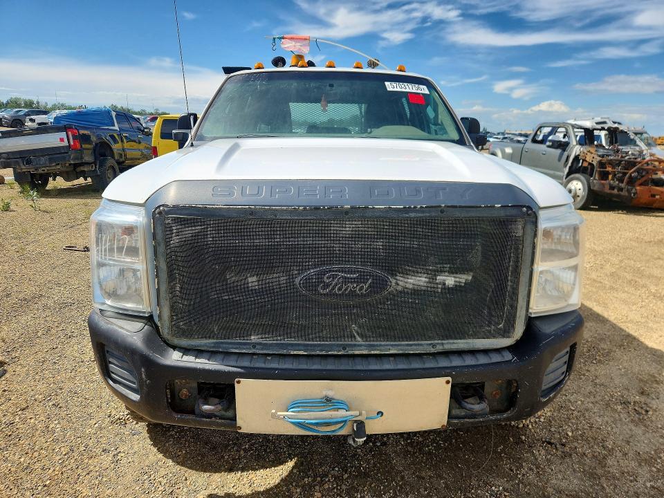 2015 Ford F-350 super duty VIN 1FD8W3F60FEB46839 COPART salvage auction — MECHANICAL, Ab - Bos - Nonrepairable, sold $225 on 2026-07-09 (photo 5)