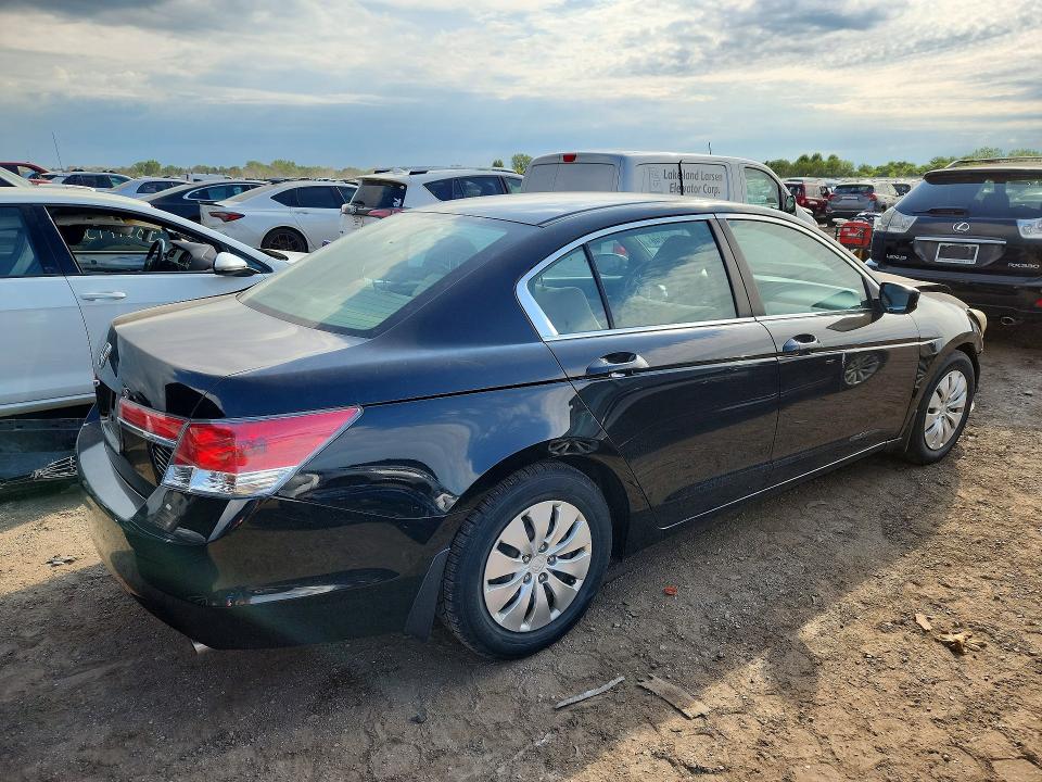 2012 Honda Accord VIN 1HGCP2F33CA212431 COPART salvage auction — FRONT END, Il - Certificate Of Title, sold $500 on 2026-07-02 (photo 3)