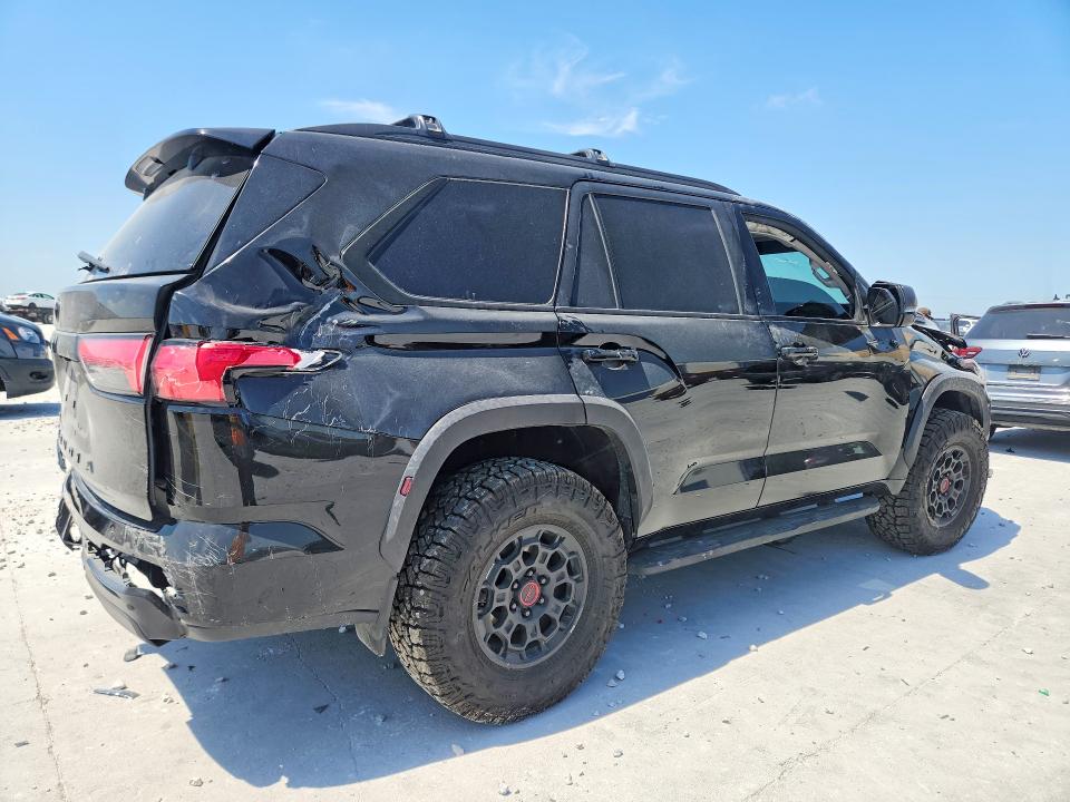 2023 Toyota Sequoia VIN 7SVAAABA4PX016318 COPART salvage auction — ROLLOVER, Tx - Salvage Vehicle Title, sold $20,300 on 2026-07-31 (photo 3)