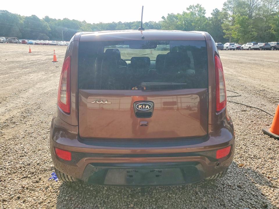 2012 Kia Soul VIN KNDJT2A6XC7434139 COPART salvage auction — MINOR DENT/SCRATCHES, Nc - Dealer Only Clean Title, sold $925 on 2026-07-10 (photo 6)