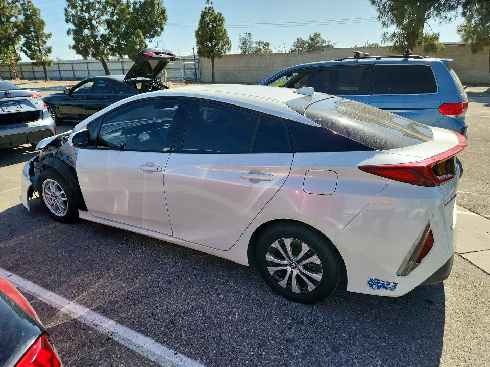 2020 Toyota Prius VIN JTDKARFP9L3163151 COPART salvage auction — FRONT END, CA - SALVAGE CERTIFICATE, sold $350 on 2026-07-21 (photo 2)