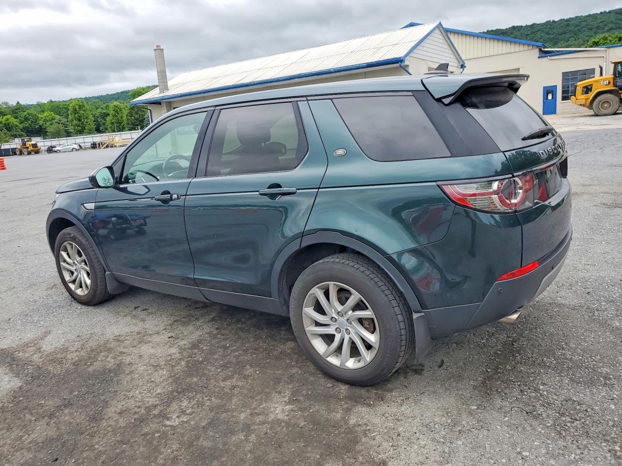 2016 Land Rover Discovery Sport VIN SALCR2BG2GH552886 COPART salvage auction — Normal Wear, PA - CERT OF TITLE, sold $2,050 on 2026-07-03 (photo 2)