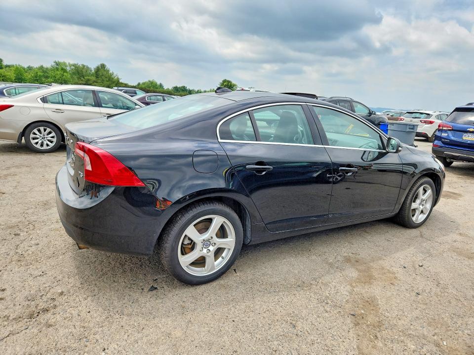 2012 Volvo VIN YV1622FS6C2109008 COPART salvage auction — MECHANICAL, Pa - Certificate Of Salvage, sold $450 on 2026-07-10 (photo 3)
