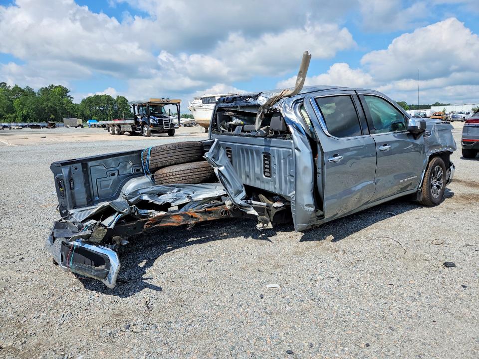 2026 Gmc VIN 1GTUUDED4TZ138729 COPART salvage auction — ALL OVER, Fl - Certificate Of Destruction, sold $13,300 on 2026-07-29 (photo 3)