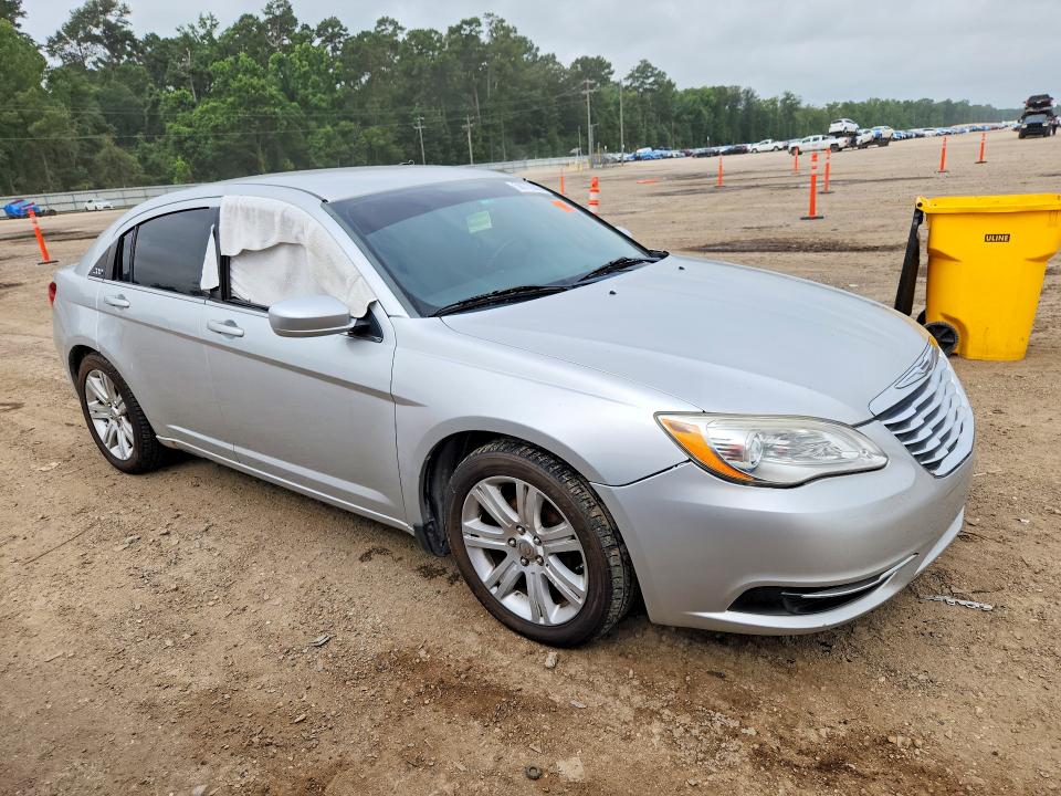 2012 Chrysler 200 VIN 1C3CCBBG9CN180178 COPART salvage auction — SIDE, La - Certificate Of Title (P), sold $225 on 2026-07-09 (photo 4)
