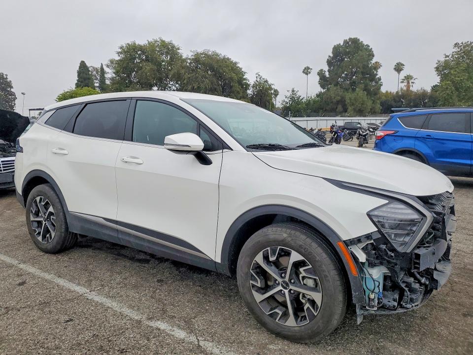 2025 Kia Sportage VIN KNDPVCDG3S7229758 COPART salvage auction — FRONT END, Ca - Salvage Certificate, sold $9,200 on 2026-07-02 (photo 4)