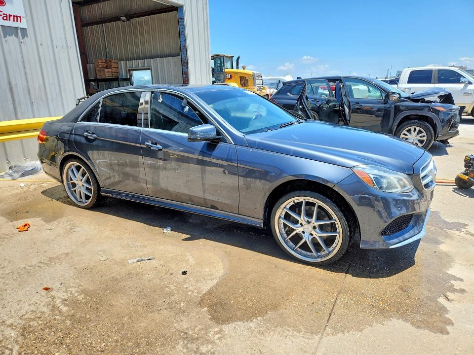 2014 Mercedes-benz E-klasse VIN WDDHF5KB3EA786154 COPART salvage auction — WATER/FLOOD, Ms - Cert Of Title - Flood Salvage, sold $1,500 on 2026-07-15 (photo 4)