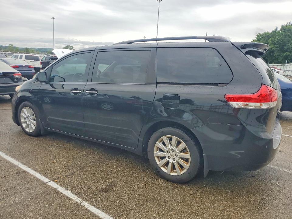 2014 Toyota VIN 5TDDK3DC3ES089407 COPART salvage auction — FRONT END, Salvage Title, sold $2,450 on 2026-07-10 (photo 2)