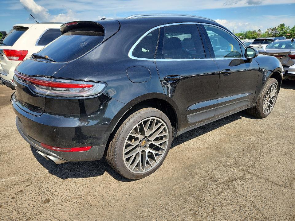 2020 Porsche Macan VIN WP1AB2A55LLB33052 COPART salvage auction — FRONT END, NH - CERT OF TITLE-SALVAGE, sold $975 on 2026-07-24 (photo 3)