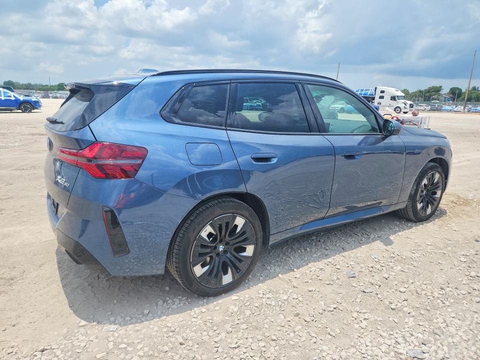 2025 BMW VIN 5UX53GP02S9Z37084 COPART salvage auction — SIDE, Fl - Cert Of Title Slvg Rebuildable, sold $29,000 on 2026-07-02 (photo 3)