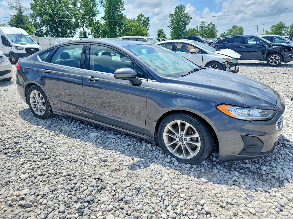 2020 Ford VIN 3FA6P0HD9LR150678 COPART salvage auction — NORMAL WEAR, Mi - Certificate Of Title, sold $2,350 on 2026-07-02 (photo 4)
