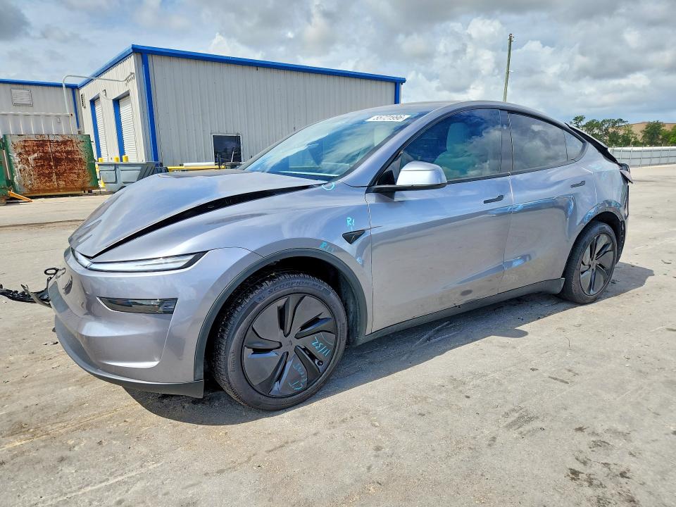 2026 Tesla Model y VIN 7SAYGDEE1TA401122 COPART salvage auction — REAR END, Fl - Cert Of Title Slvg Rebuildable, sold $13,100 on 2026-07-30 (photo 1)