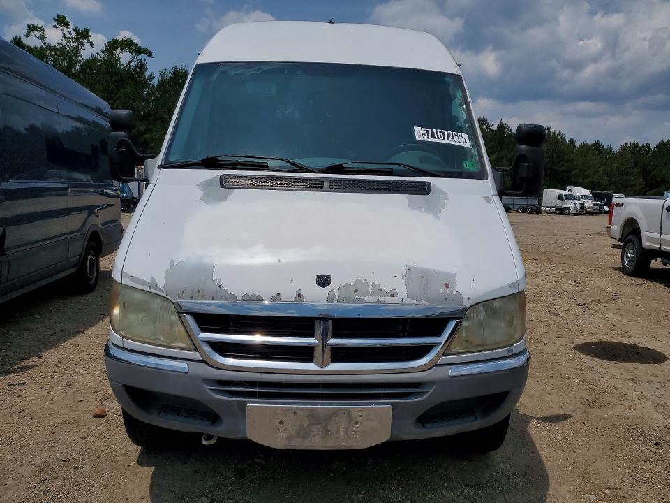 2006 Dodge Sprinter VIN WD0PD744265907747 COPART salvage auction — MECHANICAL, VA - CERTIFICATE OF TITLE, sold $225 on 2026-07-14 (photo 5)