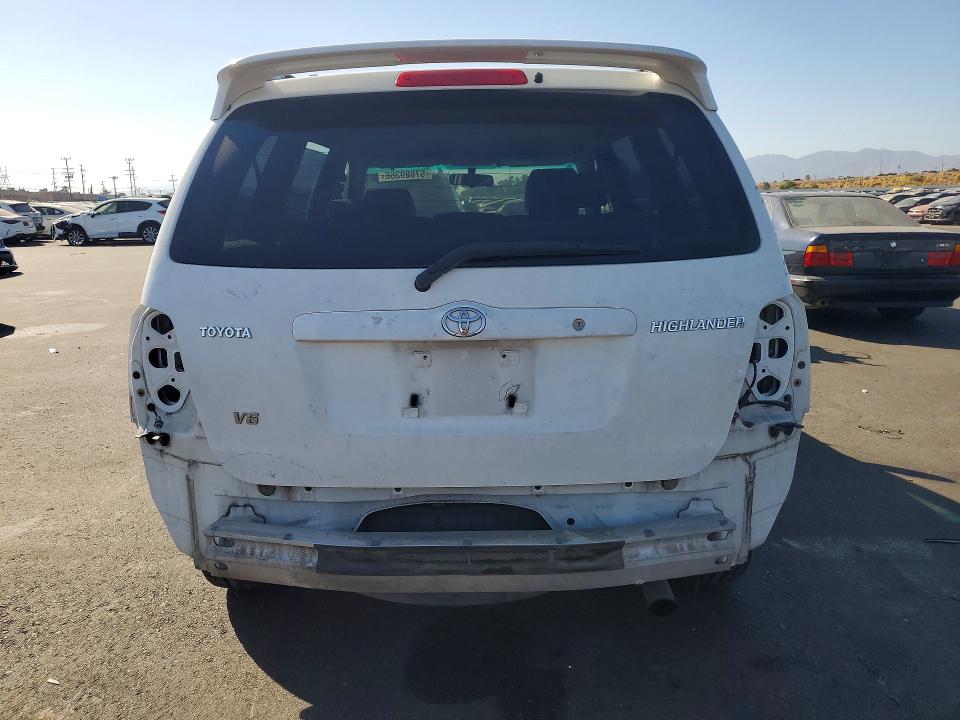 2004 Toyota Highlander VIN JTEDP21A340034824 COPART salvage auction — REAR END, CA - SALVAGE CERTIFICATE, sold $925 on 2026-07-15 (photo 6)