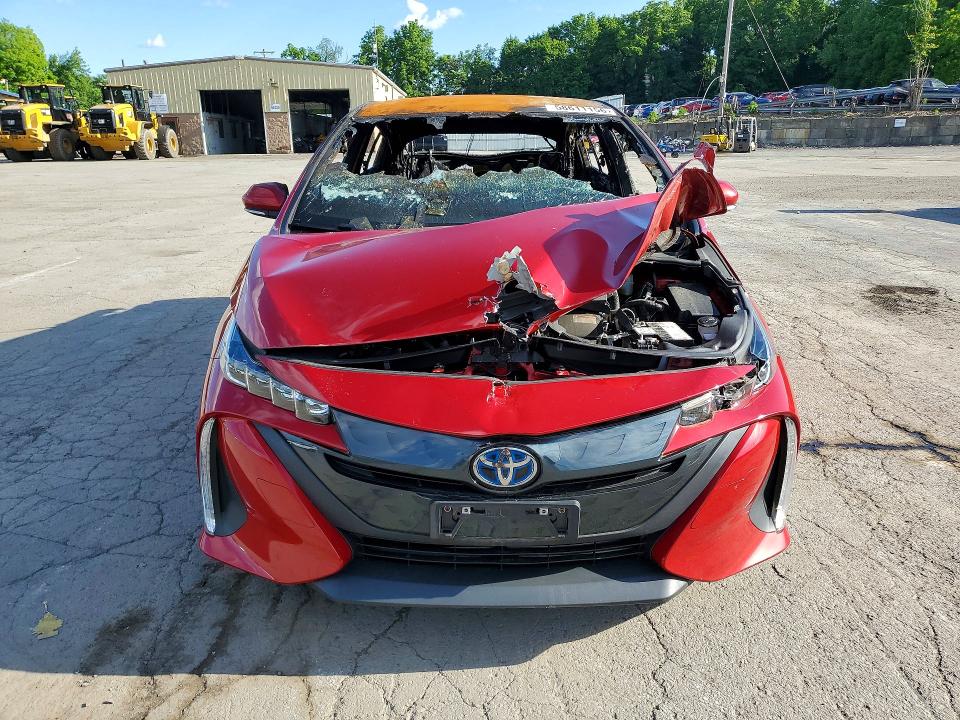 2021 Toyota Prius prime VIN JTDKAMFP3M3195517 COPART salvage auction — BURN, NY - MV-907A SALVAGE CERTIFICATE, sold $975 on 2026-07-14 (photo 5)