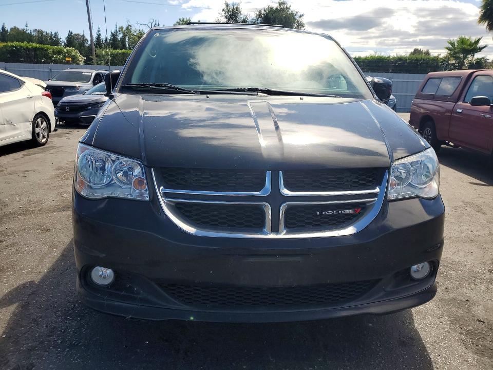 2019 Dodge Caravan VIN 2C4RDGCG4KR694486 COPART salvage auction — REAR END, Ca - Salvage Certificate, sold $1,400 on 2026-07-09 (photo 5)