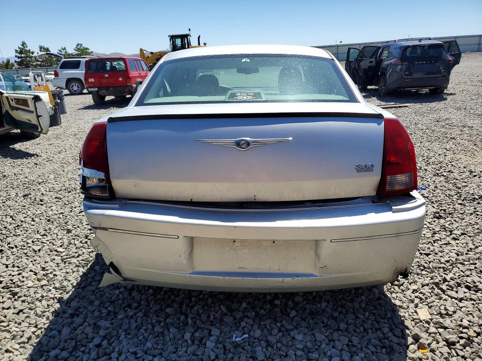 2005 Chrysler 300 VIN 2C3JA53G15H503860 COPART salvage auction — REAR END, Nv - Salvage Title, sold $90 on 2026-07-02 (photo 6)