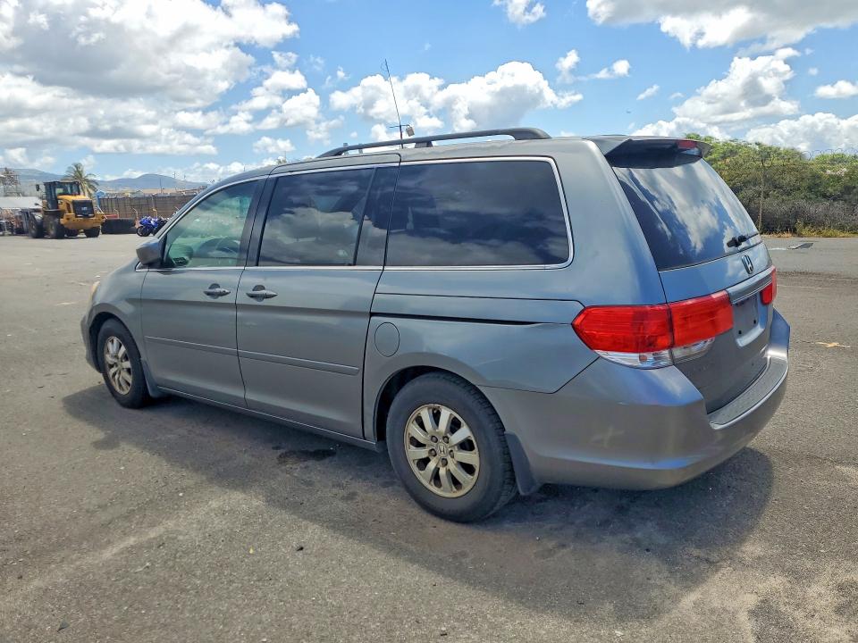 2009 Honda Odyssey VIN 5FNRL38409B402767 COPART salvage auction — MINOR DENT/SCRATCHES, Hi - Certificate Of Title, sold $50 on 2026-07-27 (photo 2)