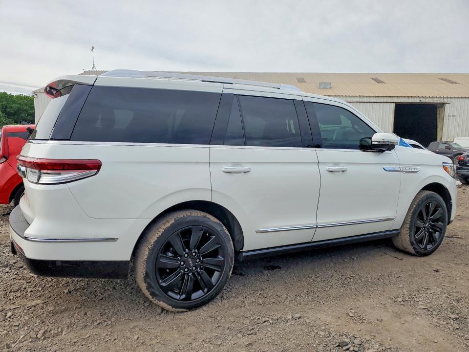 2024 Lincoln Navigator VIN 5LMJJ2LG7REL16557 COPART salvage auction — FRONT END, Pa - Certificate Of Salvage, sold $41,250 on 2026-07-20 (photo 3)