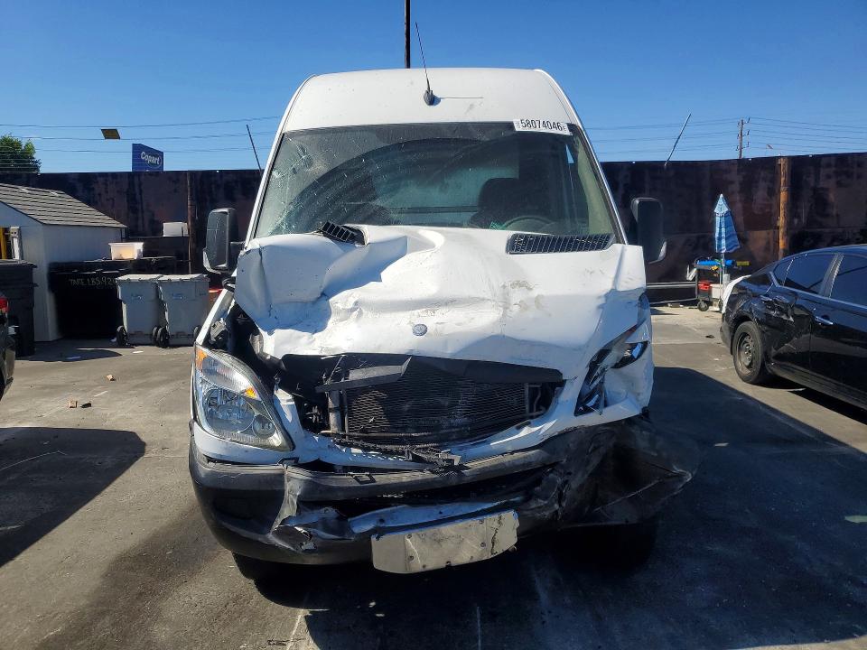 2013 Mercedes-benz VIN WD3PF0CC1D5725970 COPART salvage auction — FRONT END, Ca - Salvage Certificate, sold $1,300 on 2026-07-29 (photo 5)
