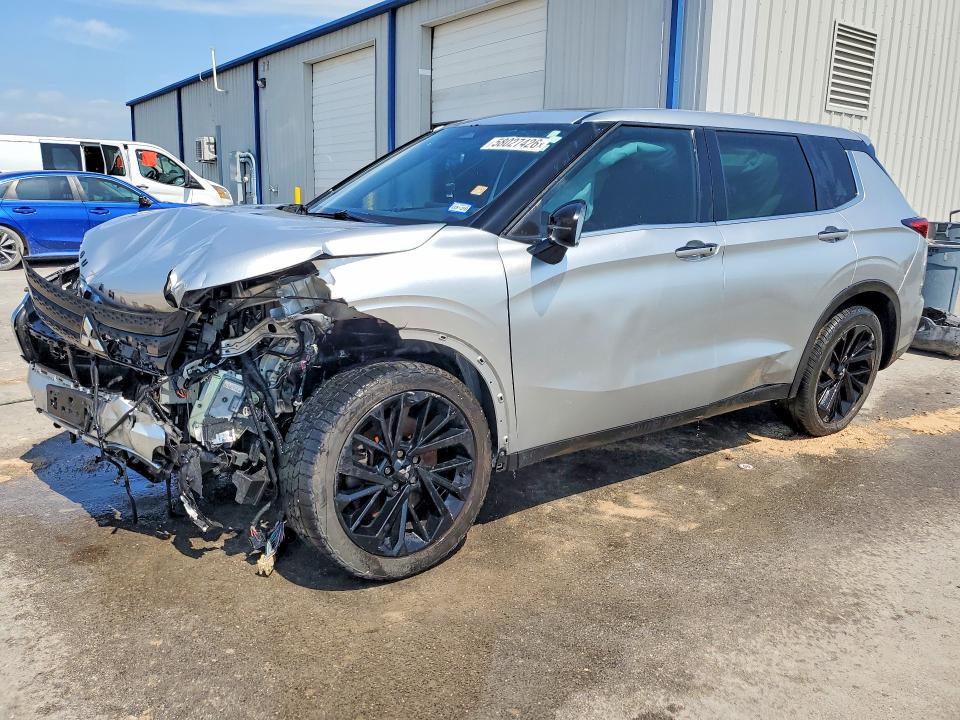 2022 Mitsubishi VIN JA4J3UA80NZ065256 COPART salvage auction — FRONT END, TX - CERTIFICATE OF TITLE, sold $2,150 on 2026-07-15 (photo 1)