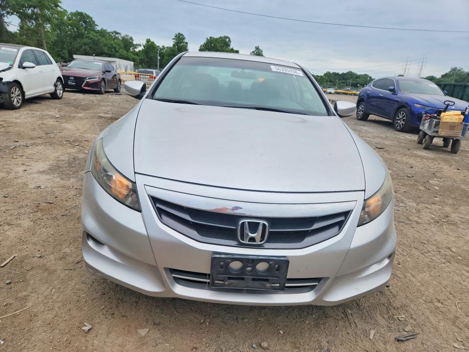2011 Honda Accord VIN 1HGCS2B82BA002370 COPART salvage auction — SIDE, Md - Cert Of Salvage > 75% Damage, sold $975 on 2026-07-02 (photo 5)