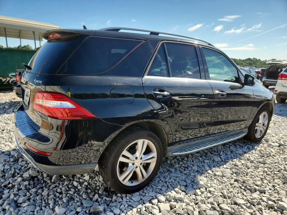 2015 Mercedes-benz M-klasse VIN 4JGDA5HB5FA489138 COPART salvage auction — MINOR DENT/SCRATCHES, Ga - Certificate Of Title, sold $5,500 on 2026-07-09 (photo 3)