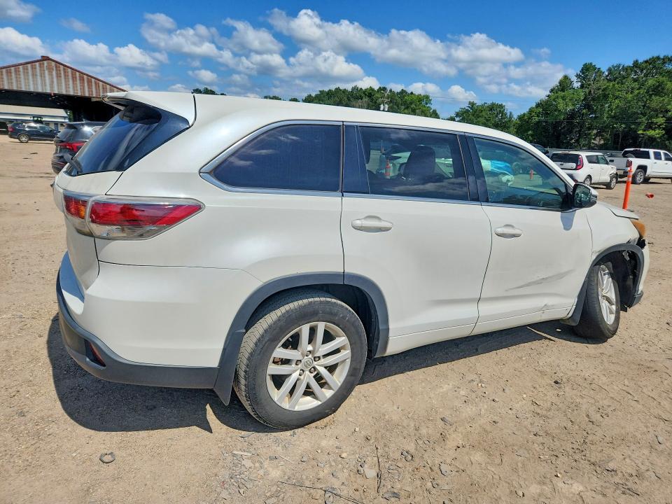 2015 Toyota Highlander VIN 5TDBKRFH4FS144127 COPART salvage auction — FRONT END, La - Cert Of Title-Salvage, sold $4,550 on 2026-07-10 (photo 3)