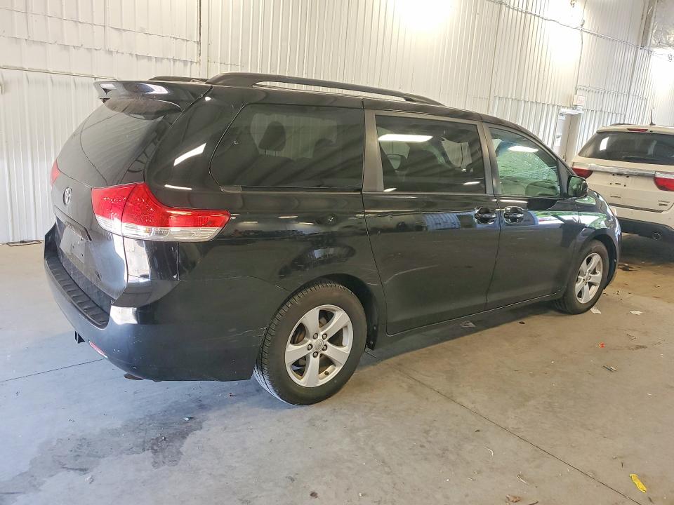 2014 Toyota VIN 5TDKK3DC3ES523087 COPART salvage auction — ROOF, Mn - Cert Of Title-Salvage, sold $1,750 on 2026-07-02 (photo 3)