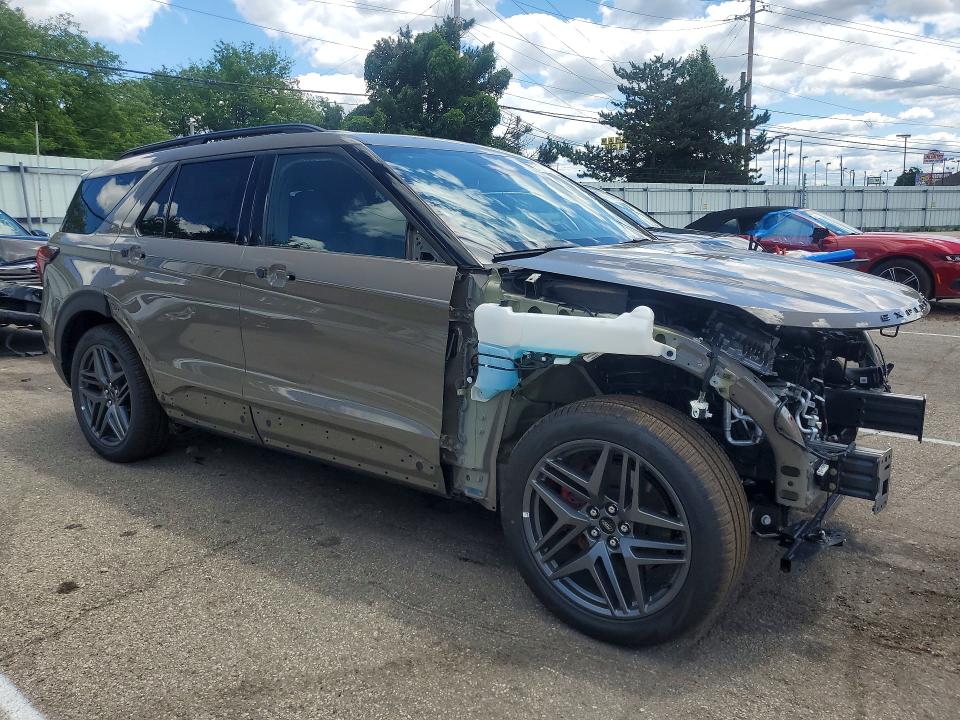 2026 Ford Explorer VIN 1FMWK8GC4TGB43401 COPART salvage auction — FRONT END, Oh - Cert Of Title-Salvage, sold $23,300 on 2026-07-04 (photo 4)