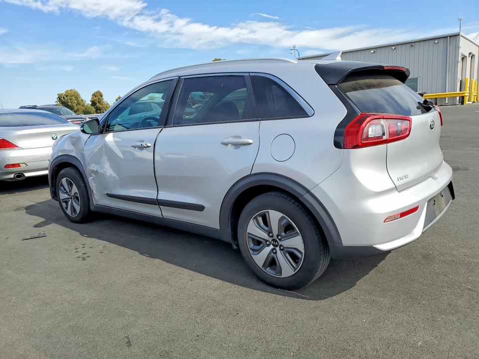 2018 Kia Niro VIN KNDCC3LC2J5175589 COPART salvage auction — SIDE, Ca - Salvage Certificate, sold $4,100 on 2026-07-08 (photo 2)