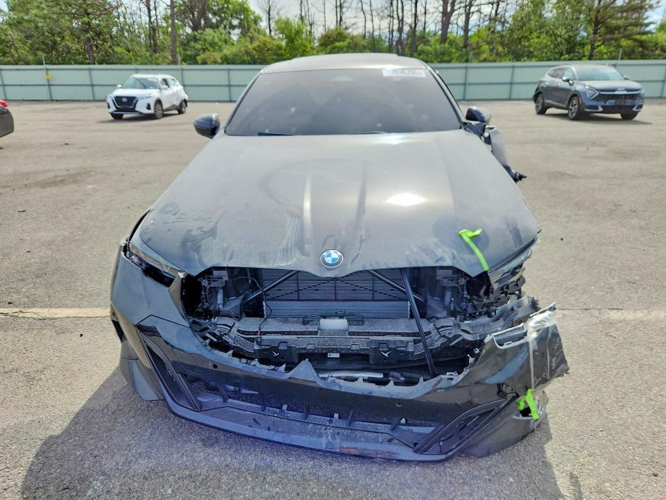 2026 BMW 5er VIN WBA53FJ01TCX69685 COPART salvage auction — FRONT END, Ny - Mv-907A Salvage Certificate, sold $20,900 on 2026-08-21 (photo 5)