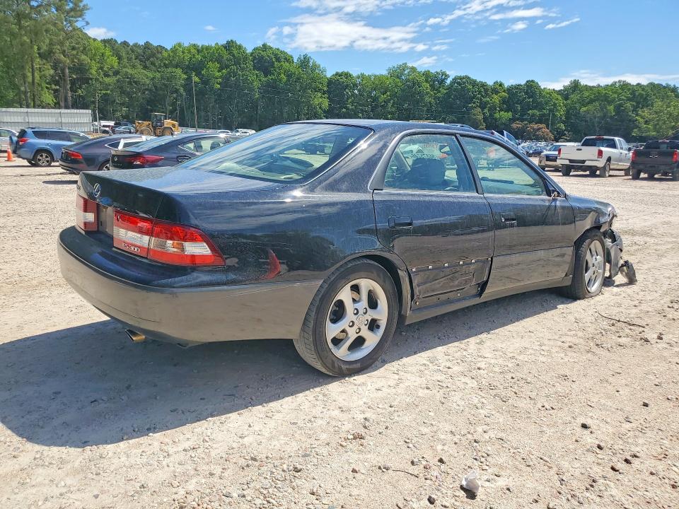 2001 Lexus ES VIN JT8BF28G710330979 COPART salvage auction — SIDE, Nc - Salvage Certificate Of Title, sold $250 on 2026-07-17 (photo 3)