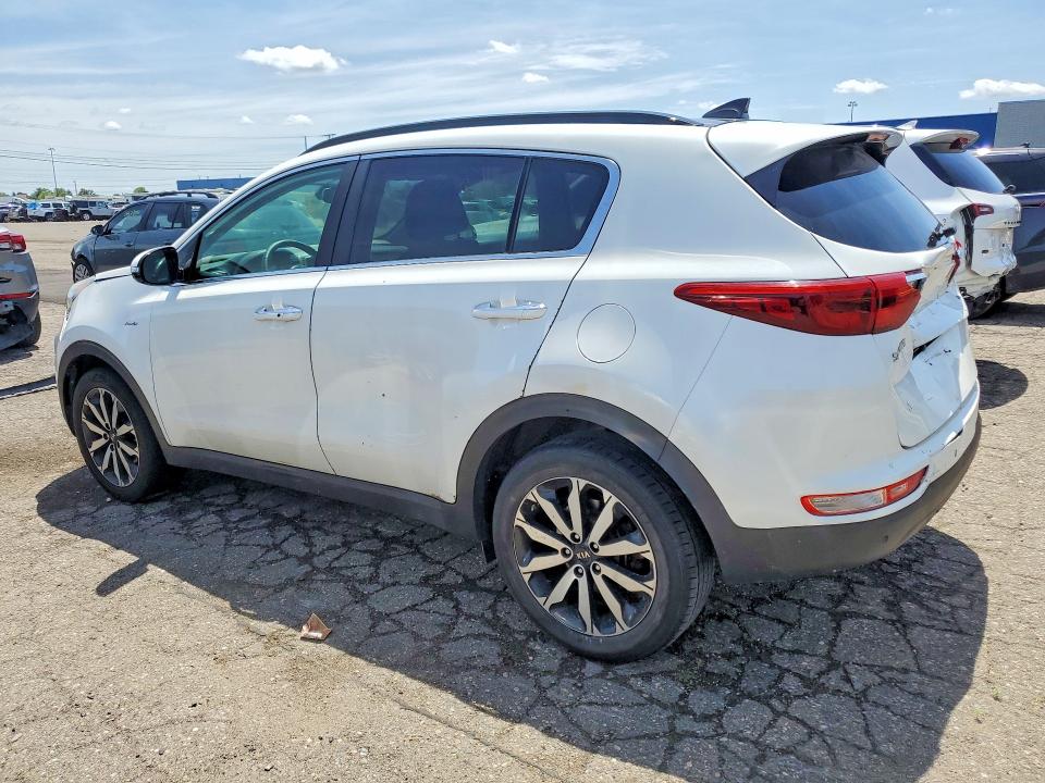 2018 Kia Sportage VIN KNDPNCAC7J7399492 COPART salvage auction — REAR END, Mi - Certificate Of Title, sold $1,100 on 2026-07-31 (photo 2)