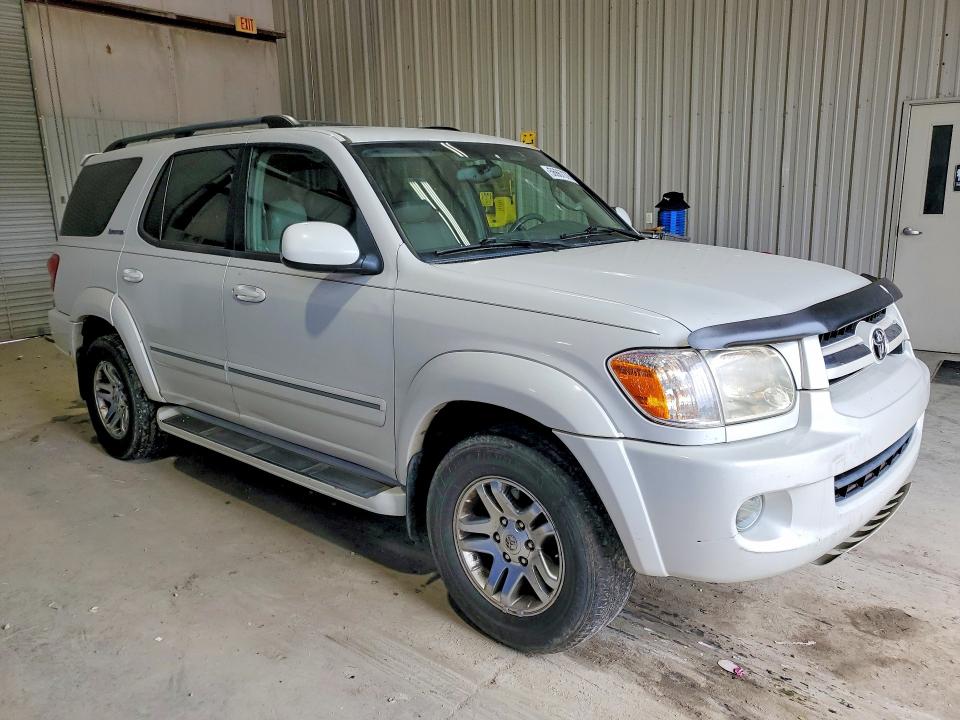 2005 Toyota Sequoia VIN 5TDBT48AX5S243081 COPART salvage auction — MINOR DENT/SCRATCHES, Wv - Certificate Of Title, sold $1,350 on 2026-07-12 (photo 4)