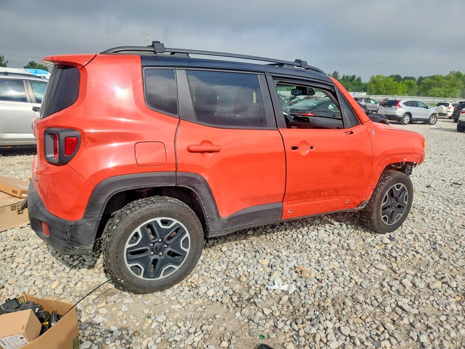2017 Jeep Renegade VIN ZACCJBCB2HPF63902 COPART salvage auction — FRONT END, Mi - Certificate Of Title, sold $2,850 on 2026-07-16 (photo 3)