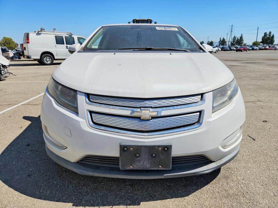 2014 Chevrolet VIN 1G1RE6E4XEU138001 COPART salvage auction — MECHANICAL, Ca - Dis/Dlr/Exp Only Clean Title, sold $1,300 on 2026-07-09 (photo 5)