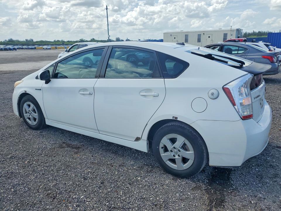 2011 Toyota Prius VIN JTDKN3DU6B5269148 COPART salvage auction — MINOR DENT/SCRATCHES, Fl - Certificate Of Title, sold $2,800 on 2026-07-09 (photo 2)